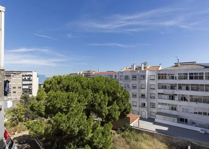 Daire Noronha 37 Almada