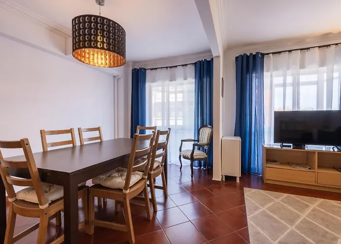 Daire Noronha 37 Almada